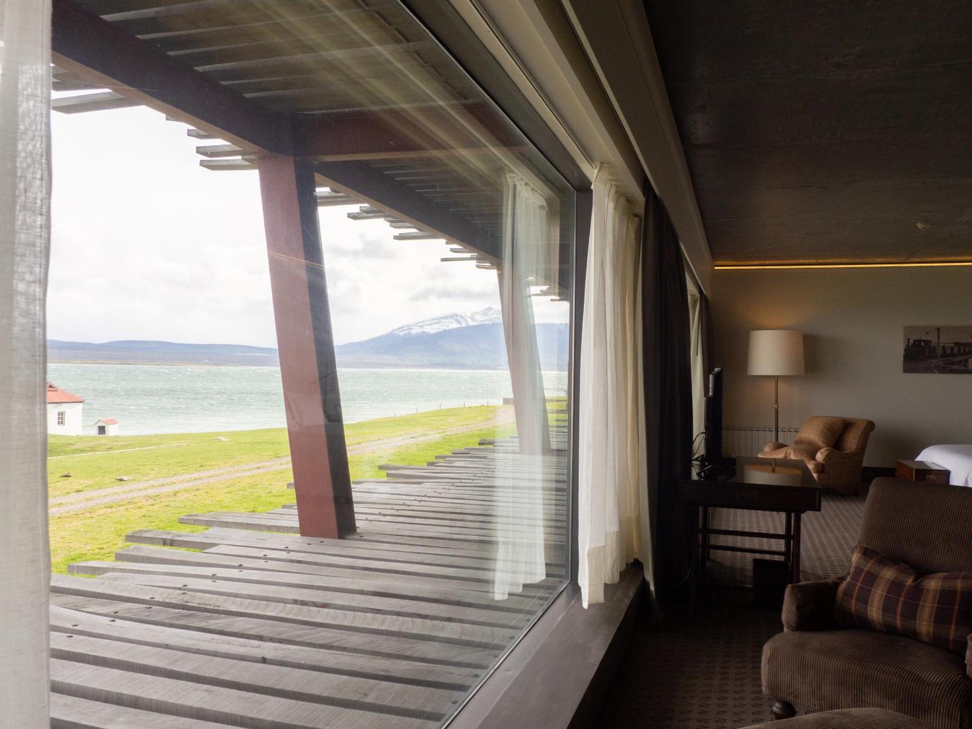The Singular Patagonia Hotel Puerto Natales Exterior photo