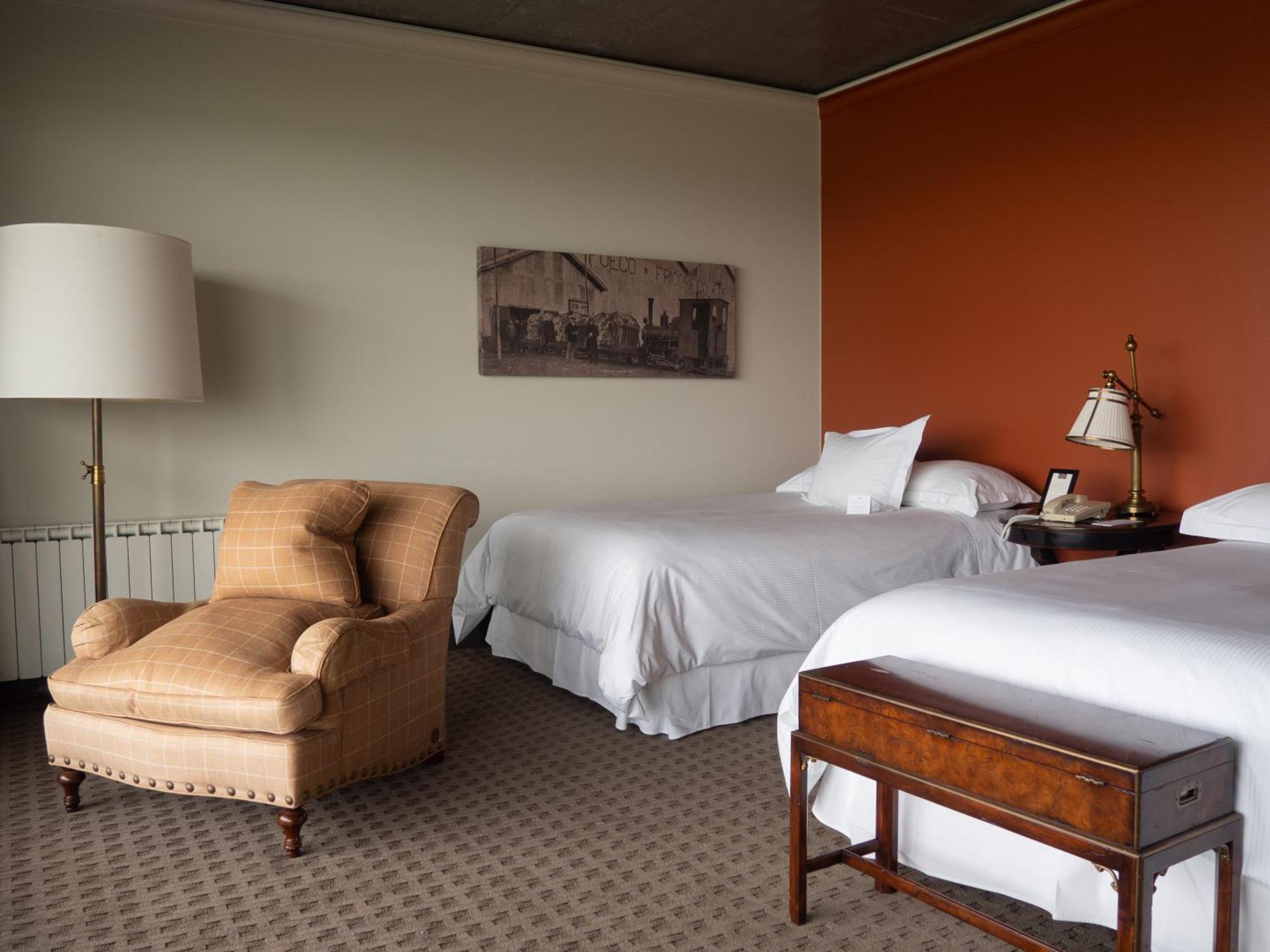 The Singular Patagonia Hotel Puerto Natales Exterior photo